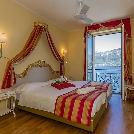 Britannia Excelsior Hotel 3*