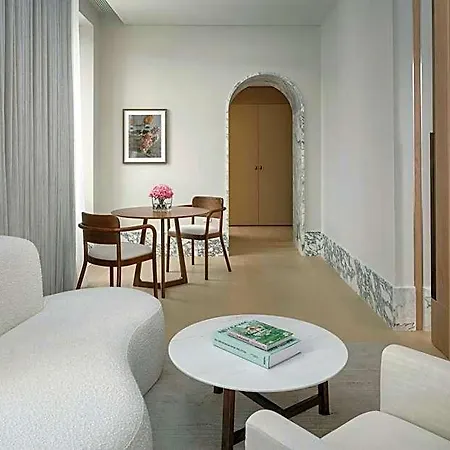 Hotell The Edition 5*